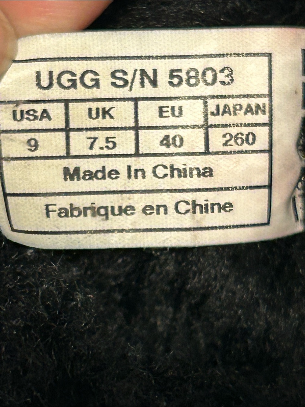 UGG Australia Bailey Button Classic Short Black Women Sheepskin Boots 5803 Sz 9 - Picture 10 of 12